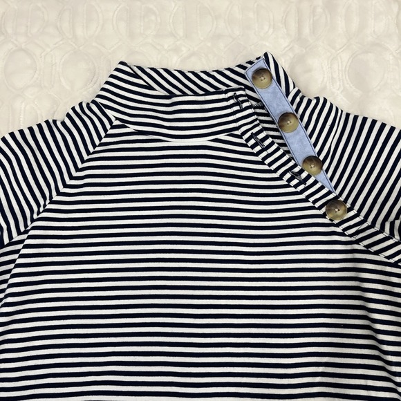 Vineyard Vines Women's Sz M White Navy Blue Striped Sweater Long Sleeve Nautical - Picture 4 of 8